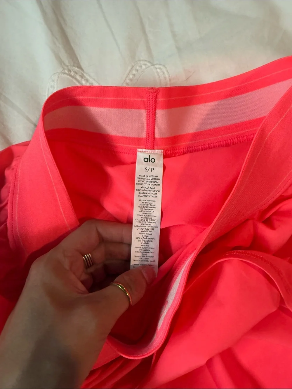 ALO Yoga Neon Coral Athletic Skort - Picture 4 of 4